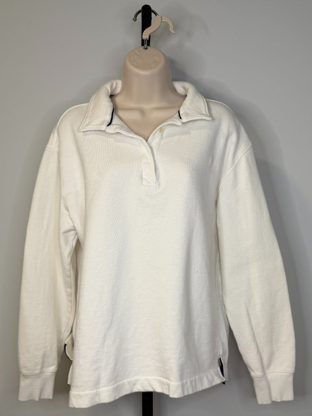 vineyard vines White Long Sleeve Top - Size L